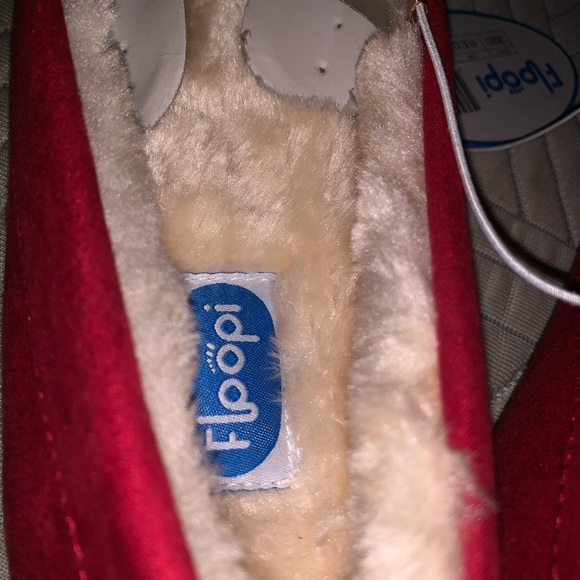 Memory Foam Mocassins-Indoor/Outdoor * Brand New* - Picture 2 of 8